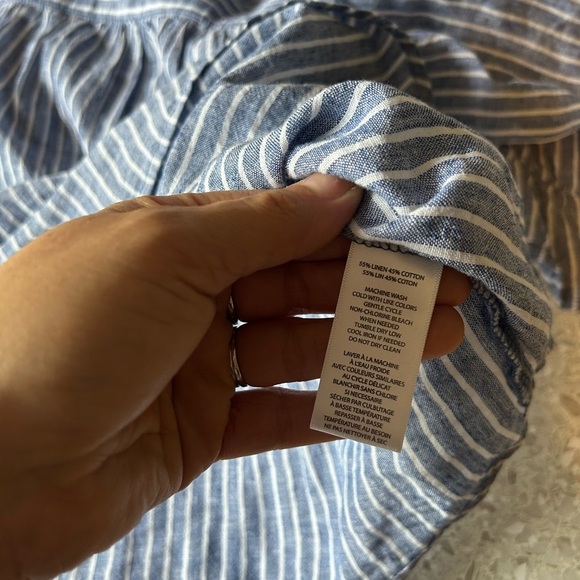 BEACHLUNCHLOUNGE Coastal Scandi
Stripe Linen Cotton Sleeve w Ruffle Cuff
Top (M) - Picture 8 of 10